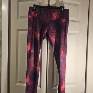 Woman's  Pink & Purple Printed Performance Leggings Large